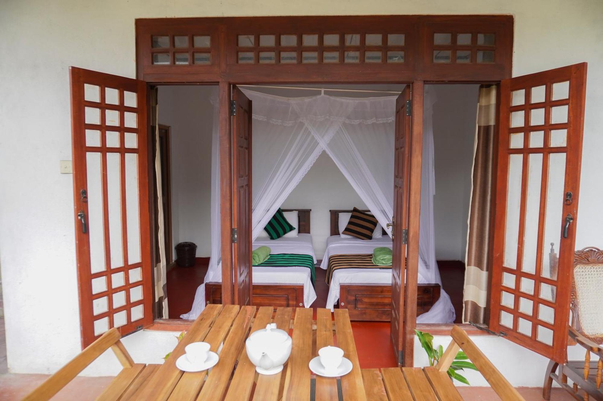 Sadula Home Villa Ella Exterior photo